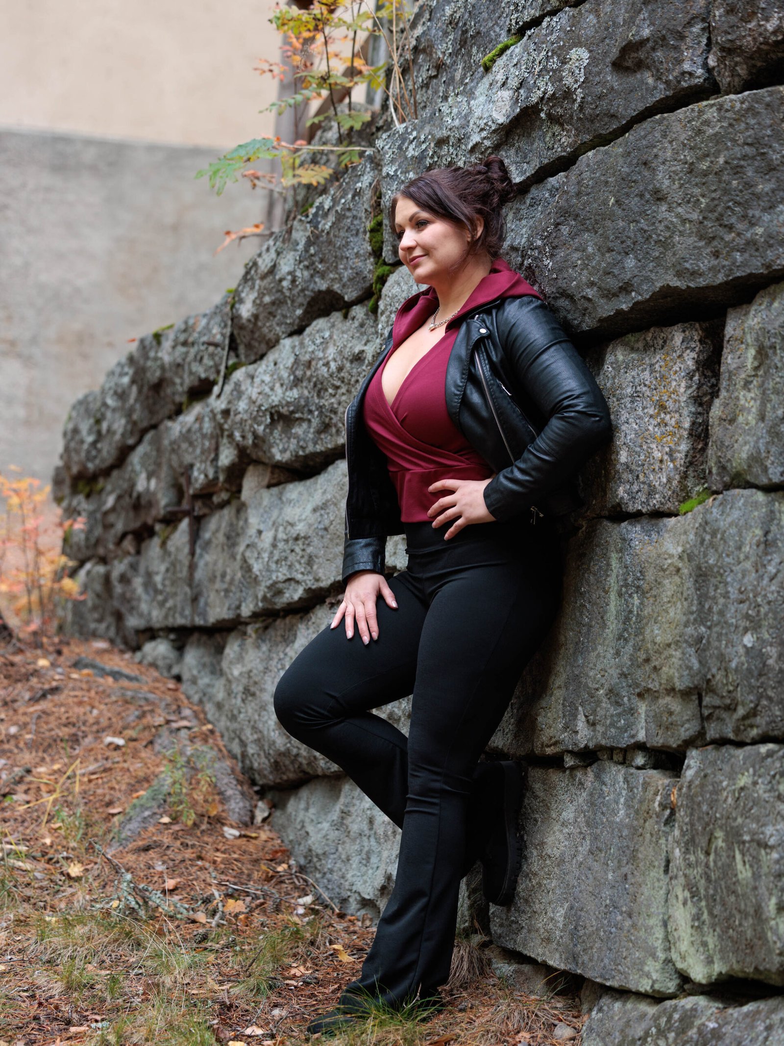 SleekDesign_punainen_kietaisuhuppari_huppari_SD